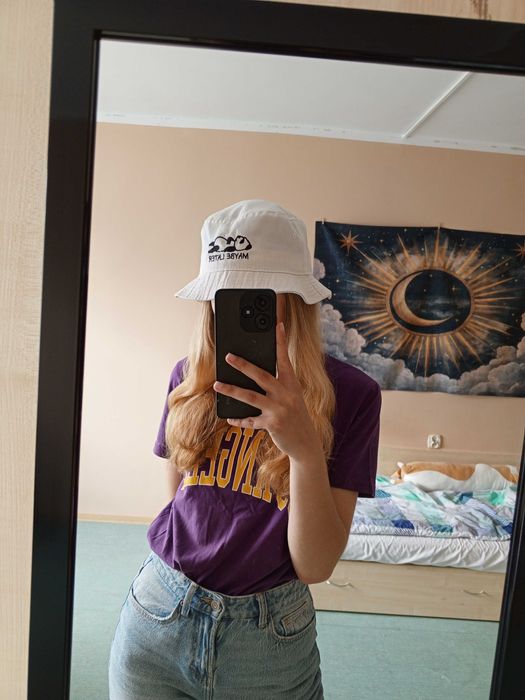 Biała letnia panama z pandą "maybe later"