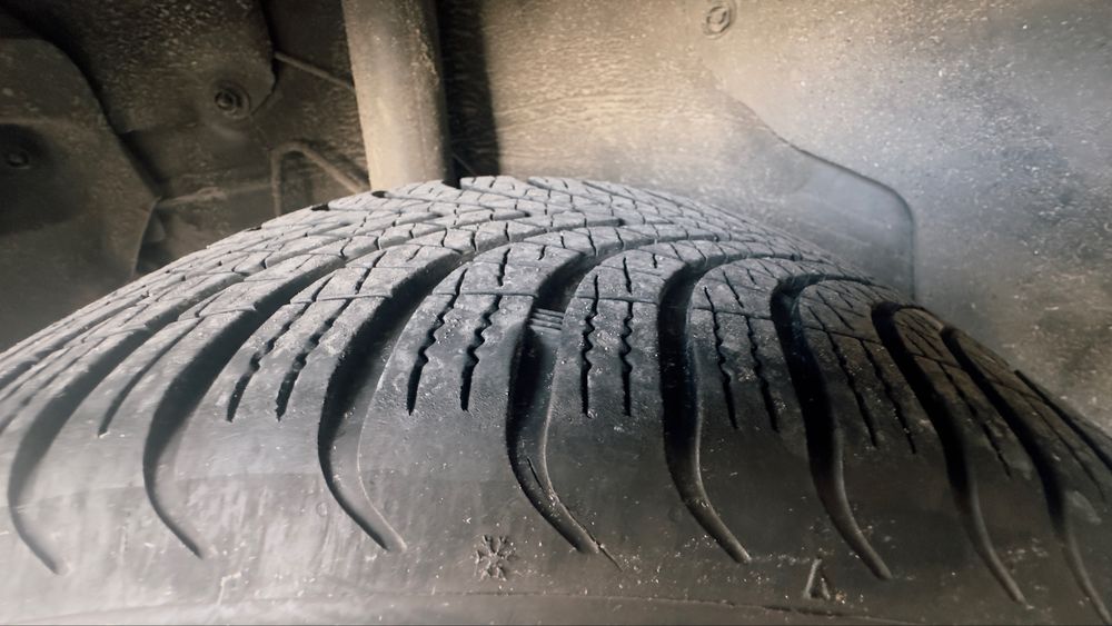 Sprzedam felgi 16 cali 5x114,3 z oponami wielosezonowymi