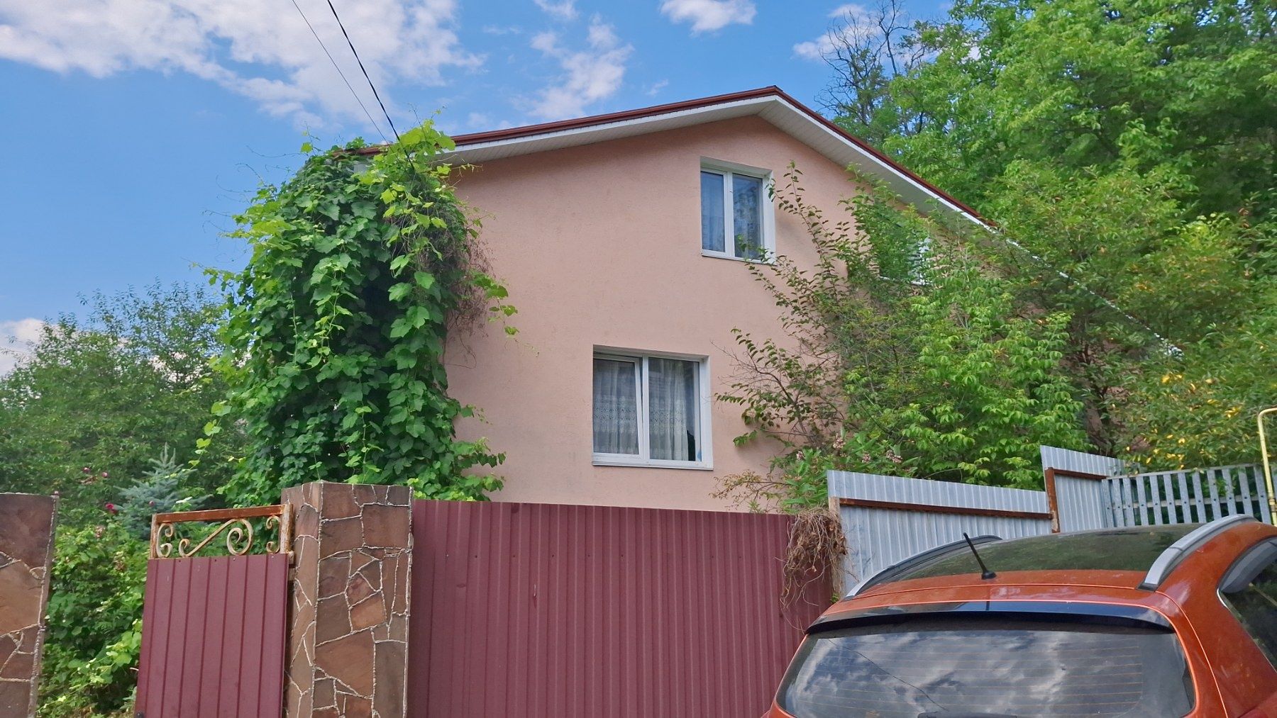 Продам дачу в с. Трипілля Київська область.