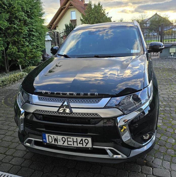 Mitsubishi Outlander Mitsubishi Outlander 2.0 Intense + 4WD CVT