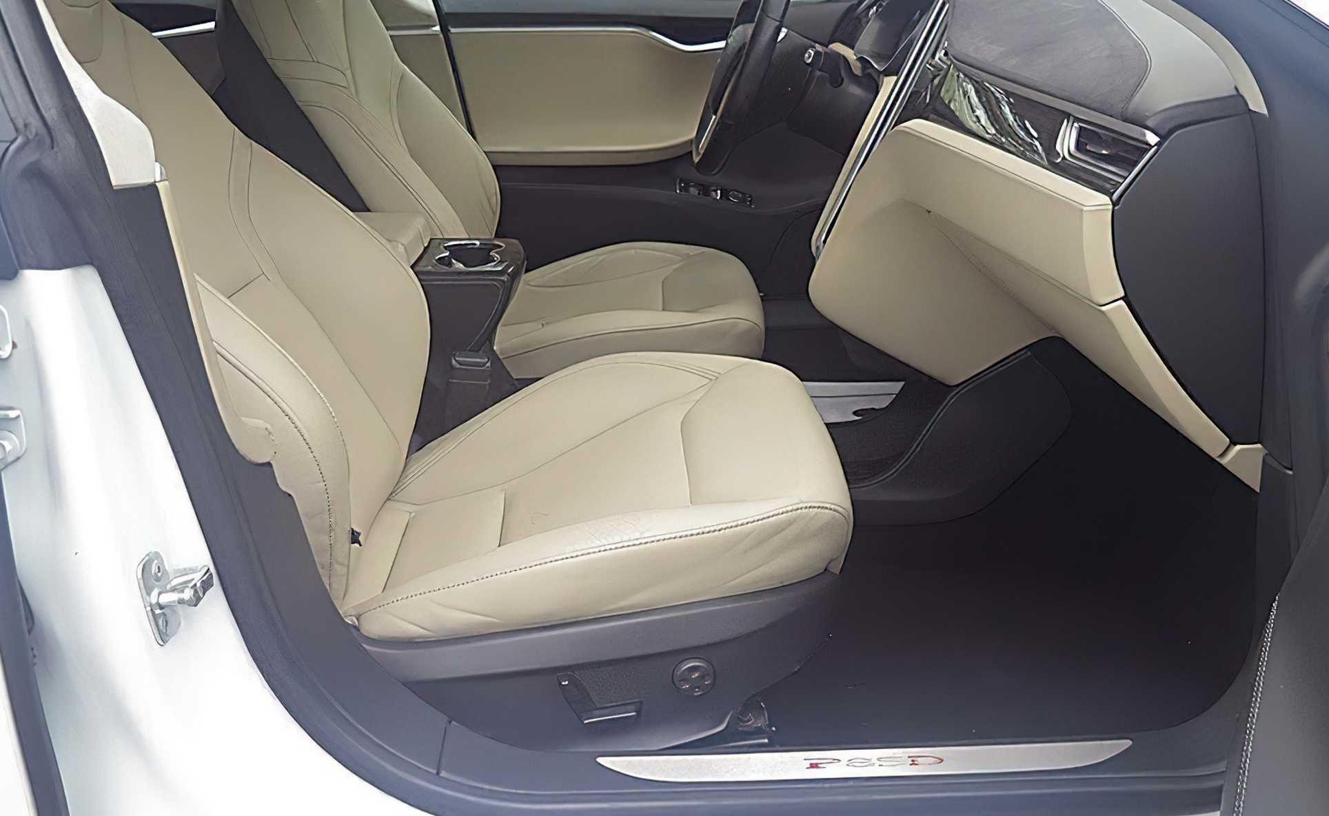 Tesla Model S P85D 2015