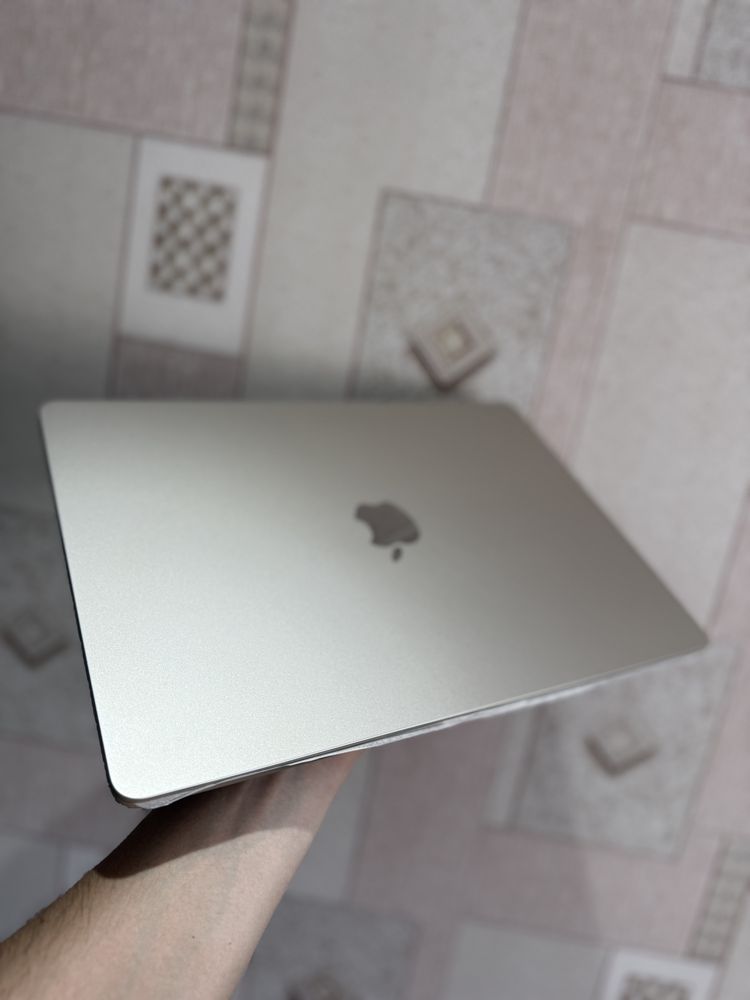 MacBook Air 15 m3 16/512gb