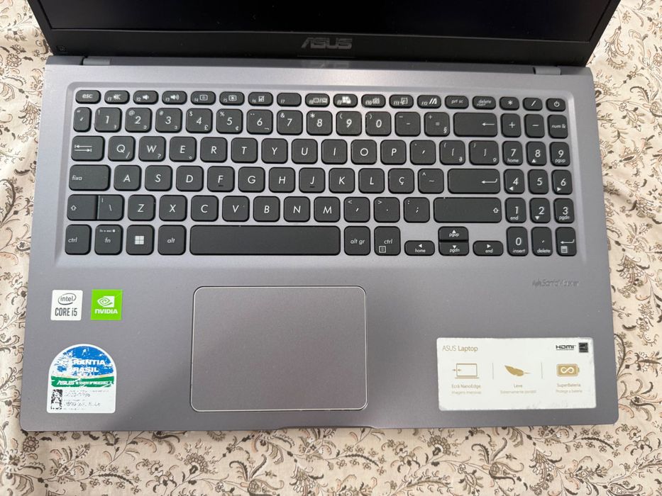 Nootbook Ásus em bom estado!