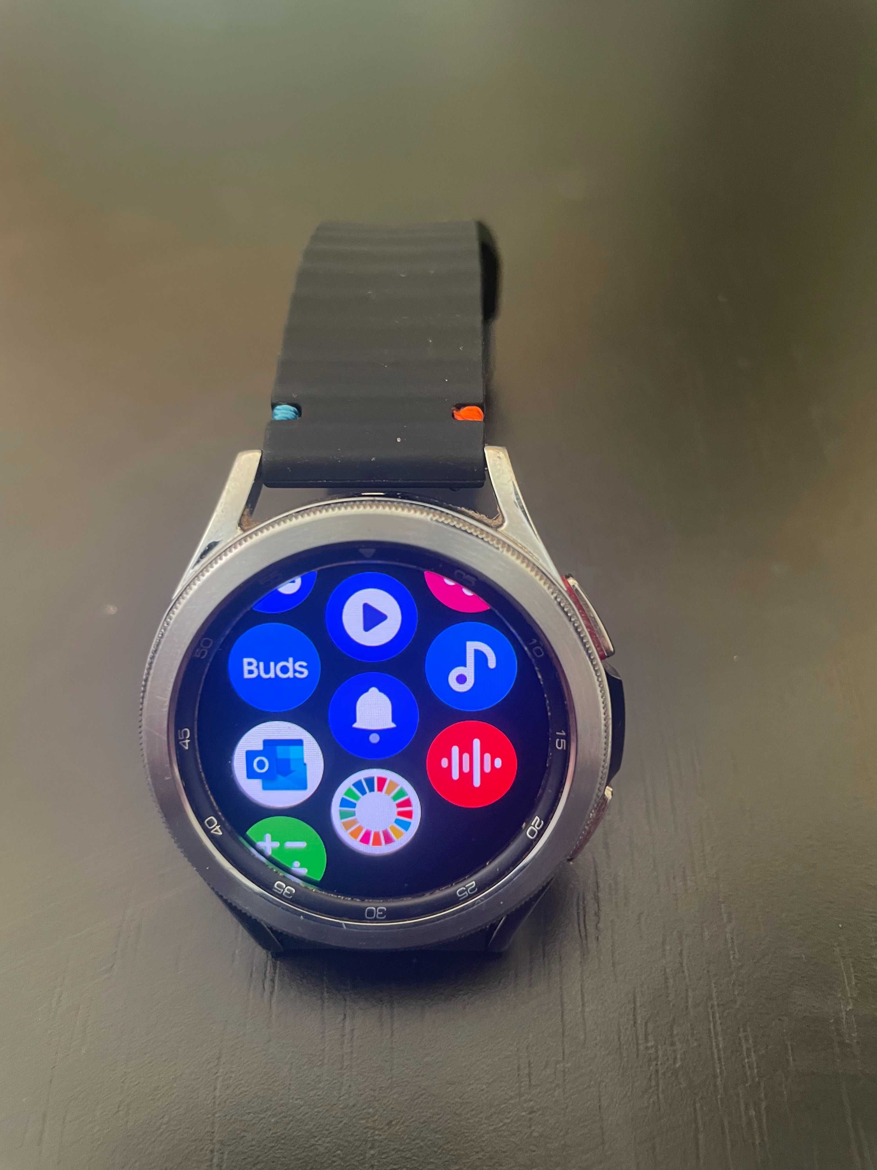 Samsung Galaxy Watch 4 Classic