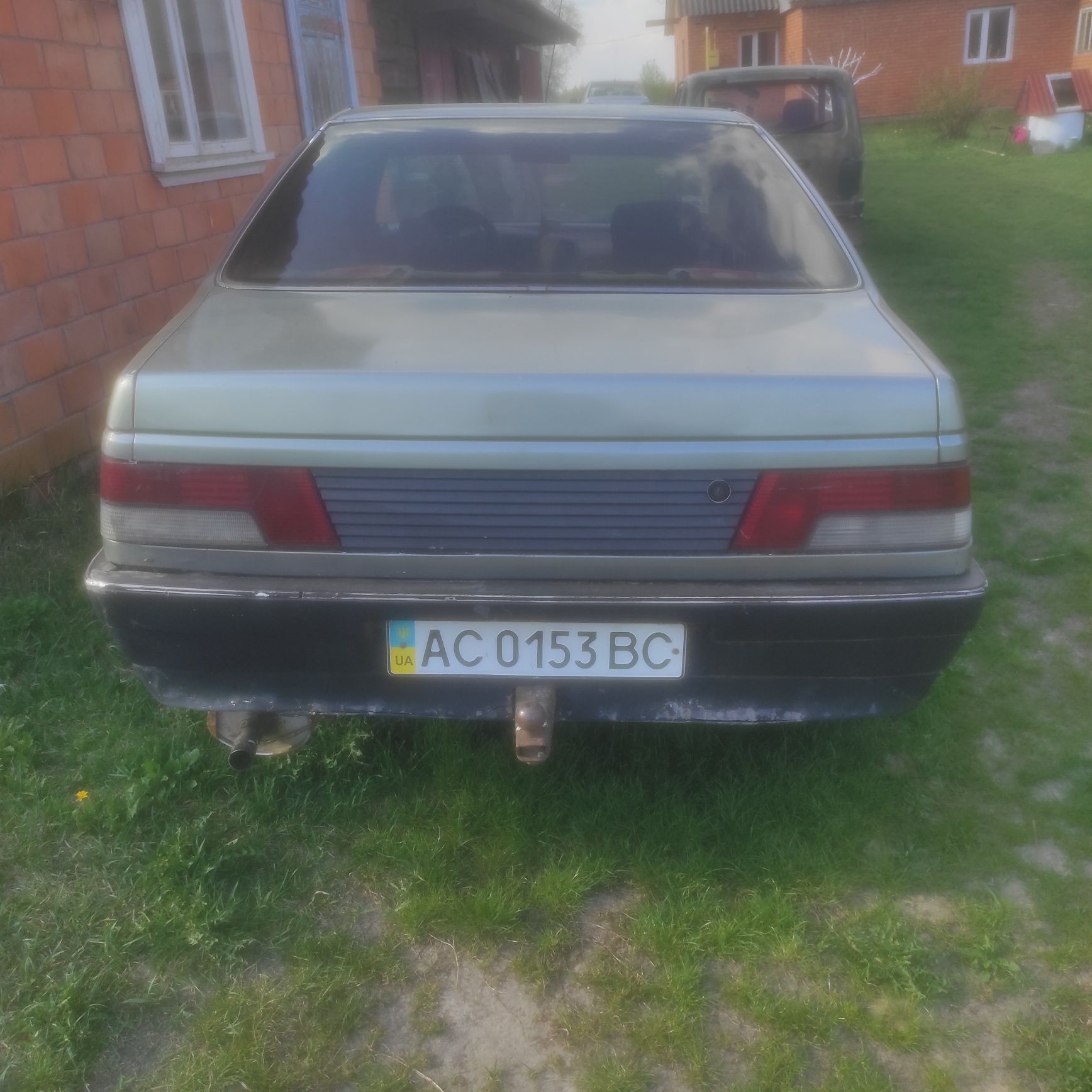 Пежо 405 1.9бен 350$