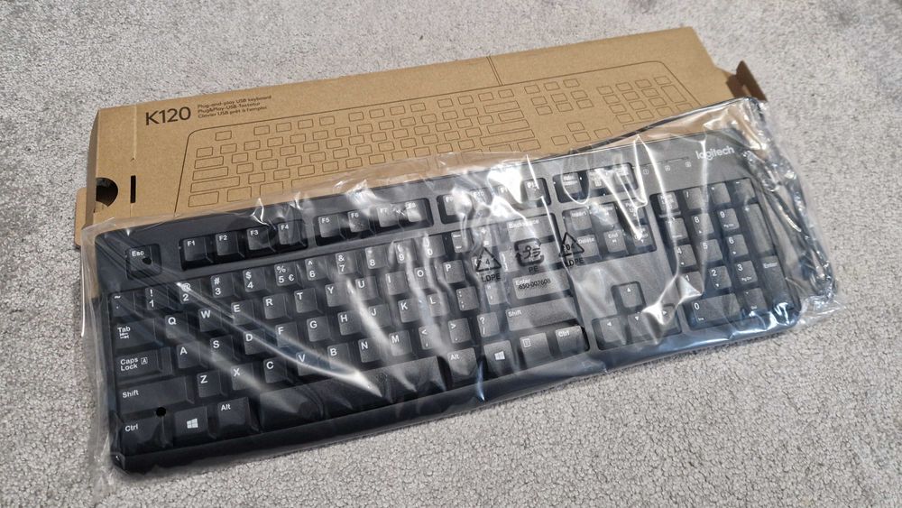 NOWA Klawiatura Logitech K120 US (PL) Czarna USB