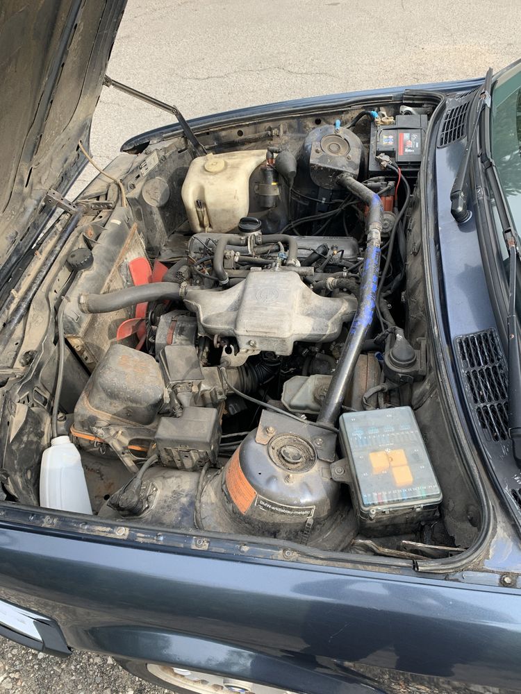 Продам BMW e30, 318i 1986