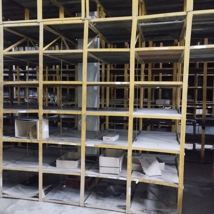 Стелажі металеві для складу ,стелажи для склада,стелаж