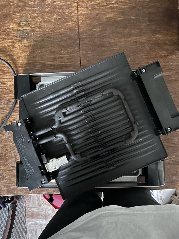 grill elektryczny Philips HD4417
