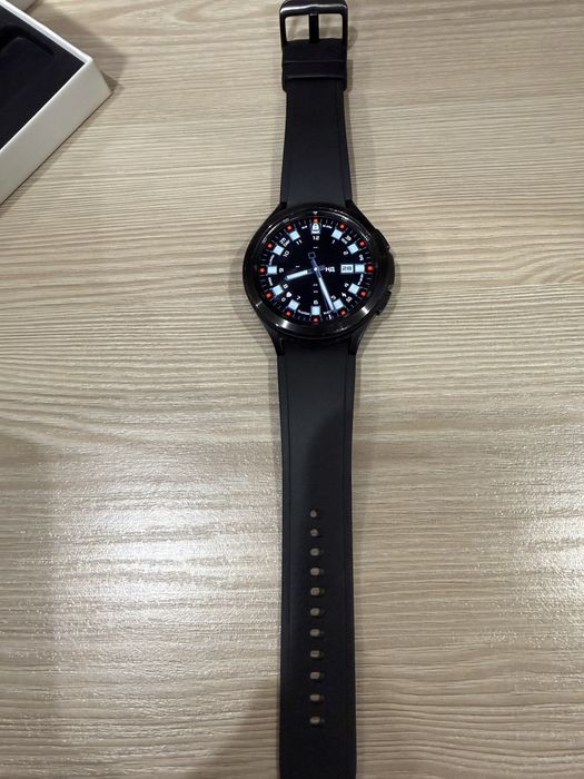 Наручний смарт годинник Samsung Galaxy Watch4 Classic