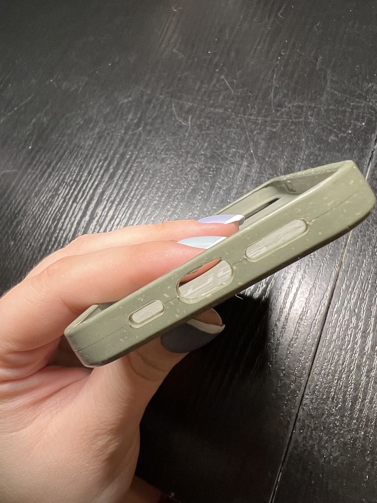 Etui iPhone 13 Pro biodegradowalne khaki