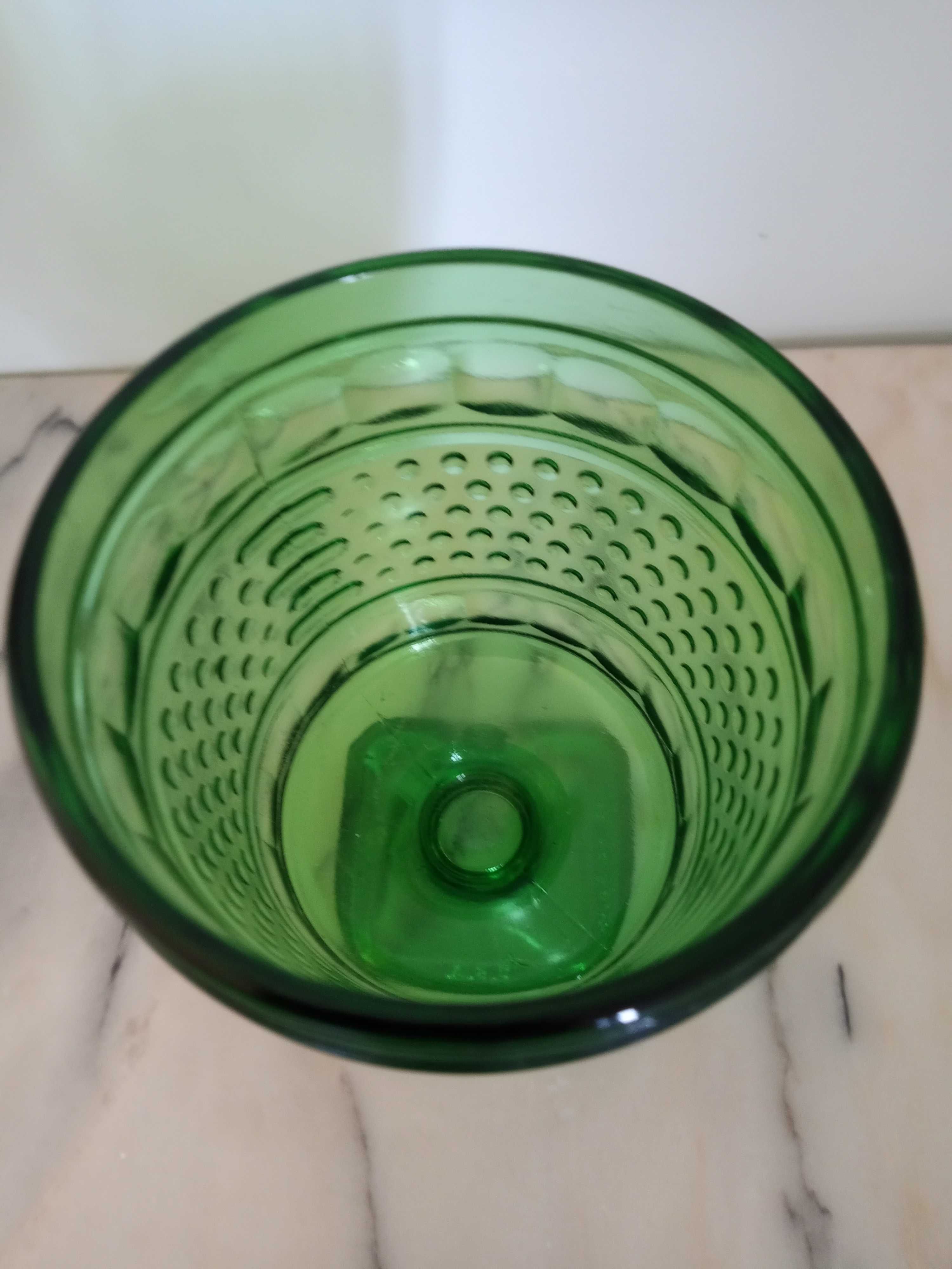 Cálice Vintage em Vidro Verde marca Napco USA