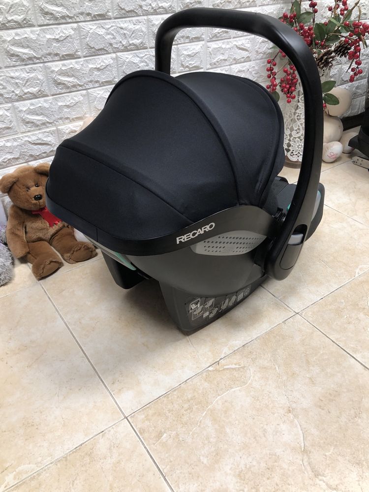 Автокрісло RECARO Avan Група 0+ (0-13 кг) автолюлька