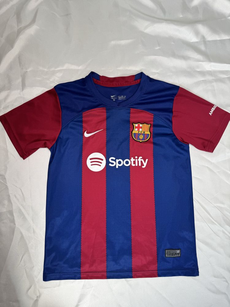 Komplet koszulka + spodenki FC Barcelona 152/158