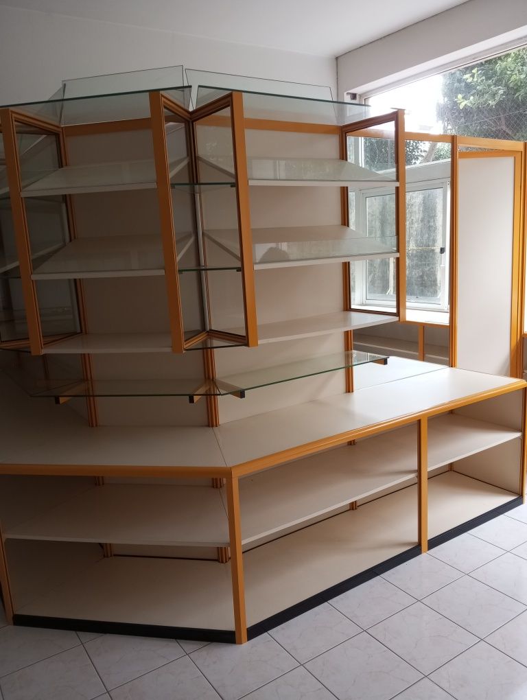 Móveis de papelaria