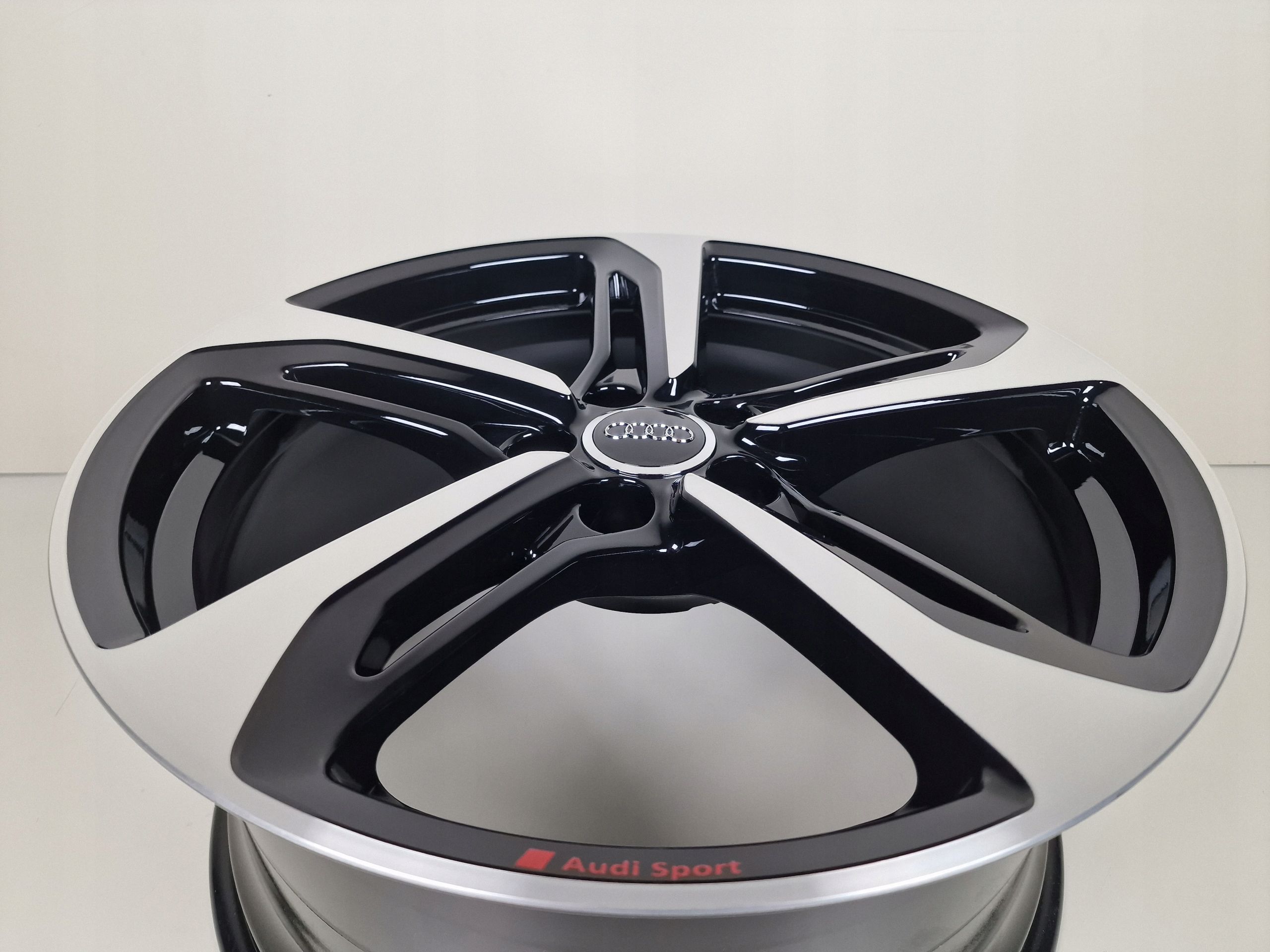 Oryginalne Felgi Audi 19" A3 A4 A6 A8  TT