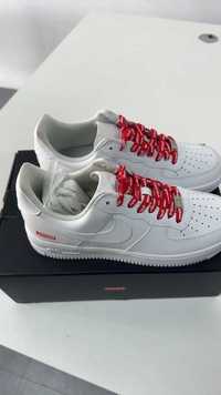 Nike Air Force 1 Low Supreme White 43