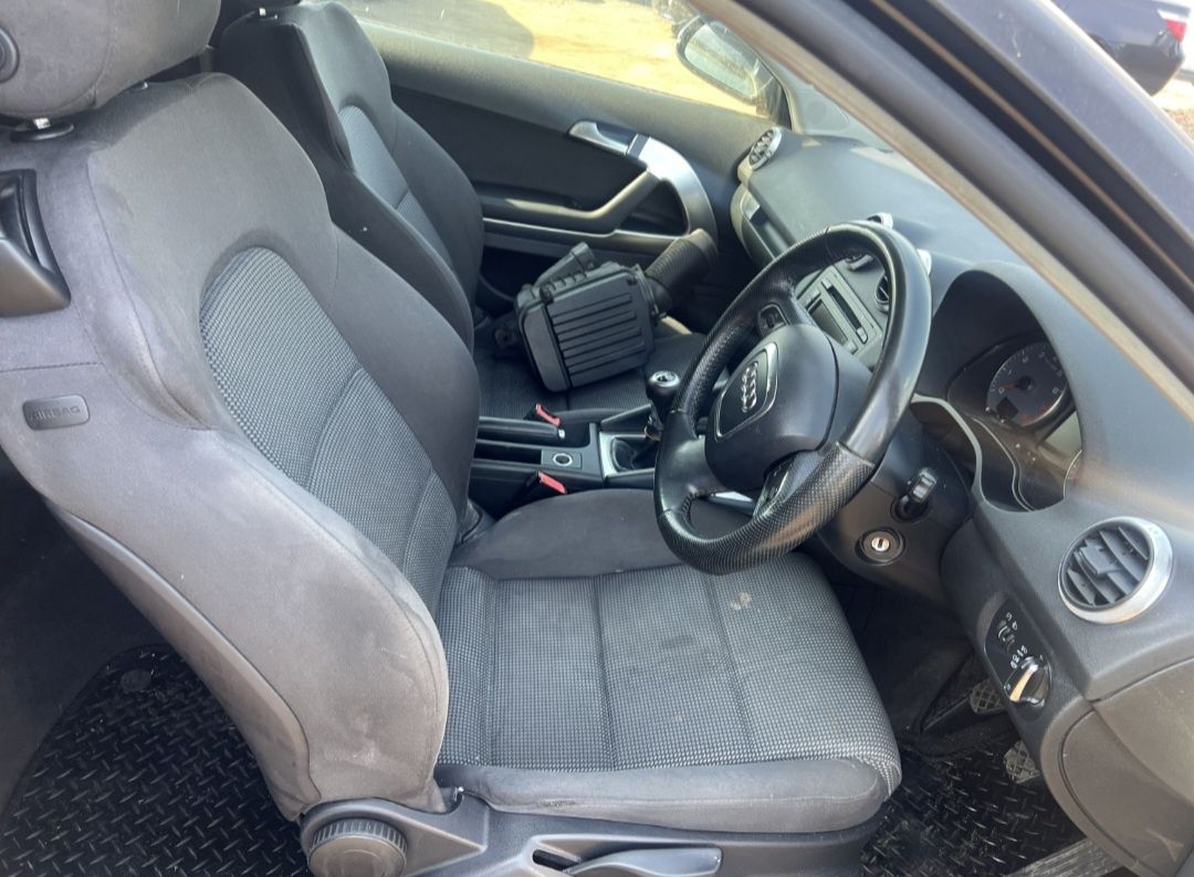 Części audi a3 8p lift silnik 1.4 tfsi caxc skrzynia LNY kolor LZ9Y