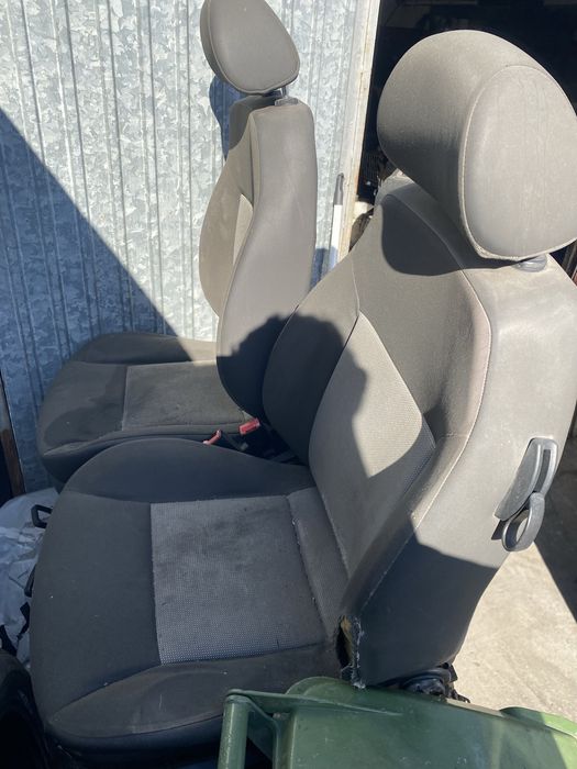 Bancos rebativeis seat 6L