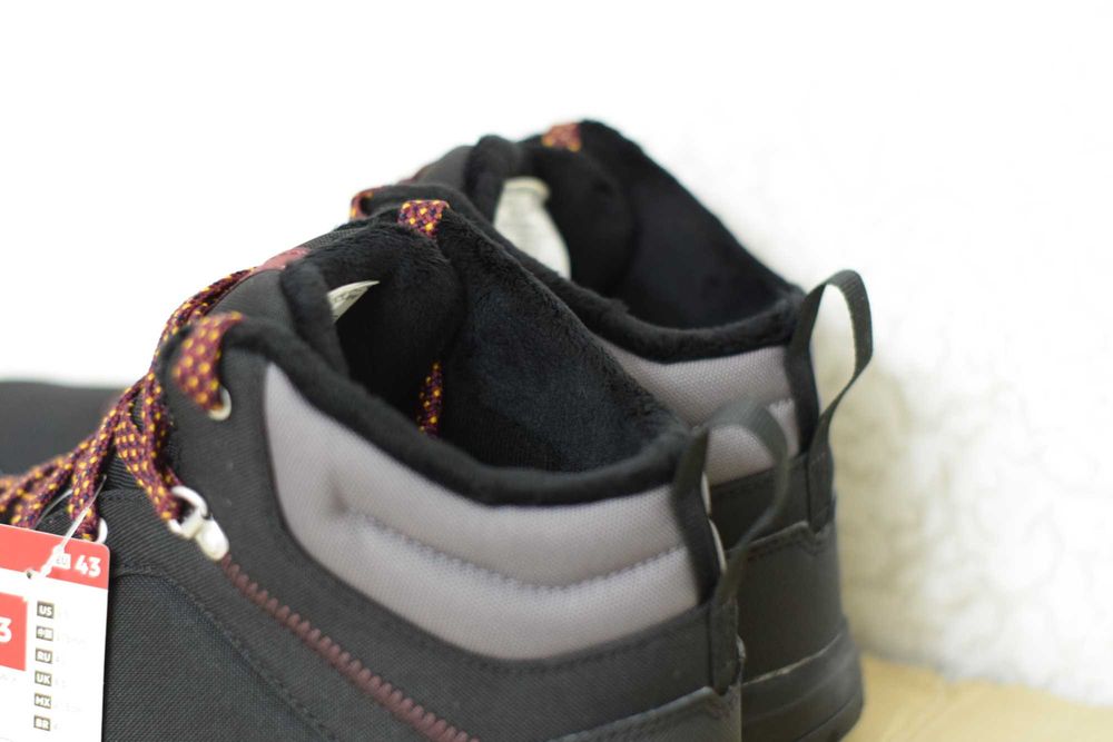 СУПЕР ХИТ! Зимние ботинки мужские туристические на мембране 43 Quechua