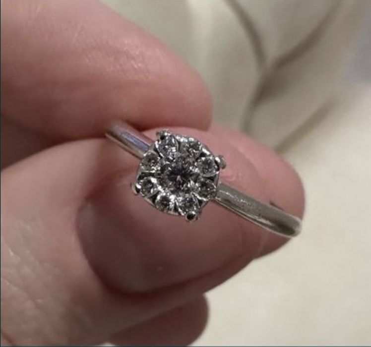 Каблучка діаманти 15 розмір