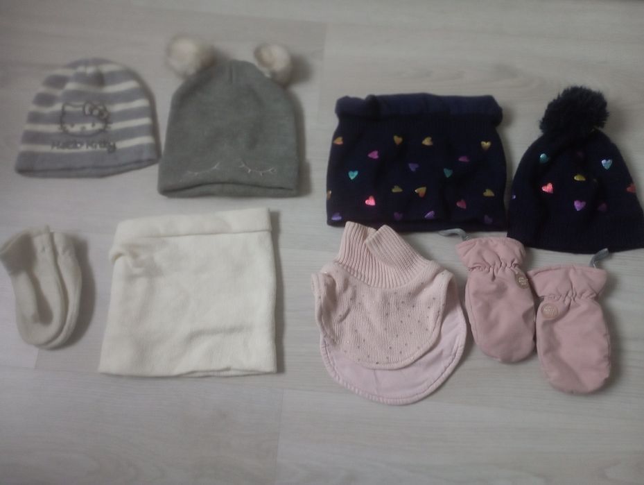 Spodnie ocieplane kurtka zimowa narciarska Primaloft rękawiczki kozaki