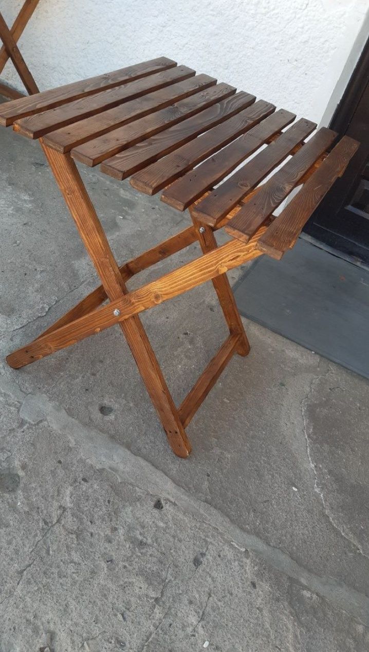 Столик садовий продам