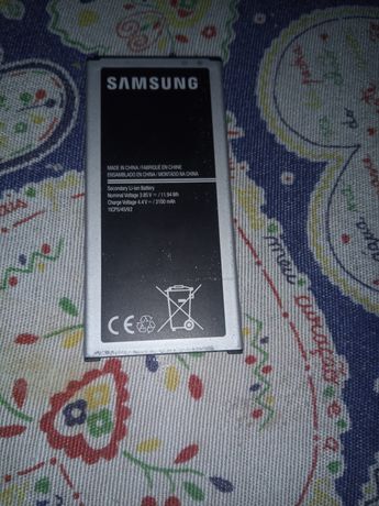 Bateria do Samsung Galaxy j 16. Em bom estado