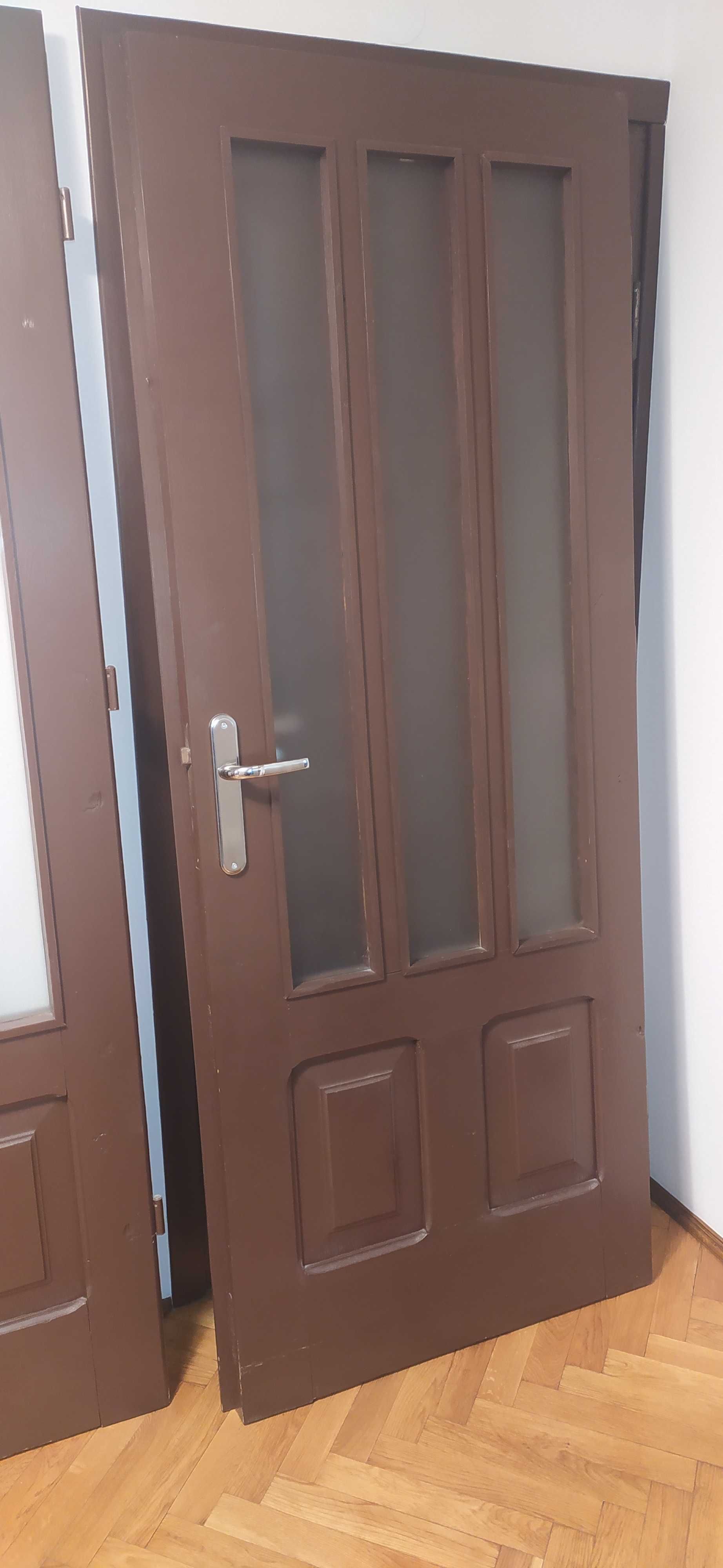Drzwi dwuskrzydłowe drewniane
