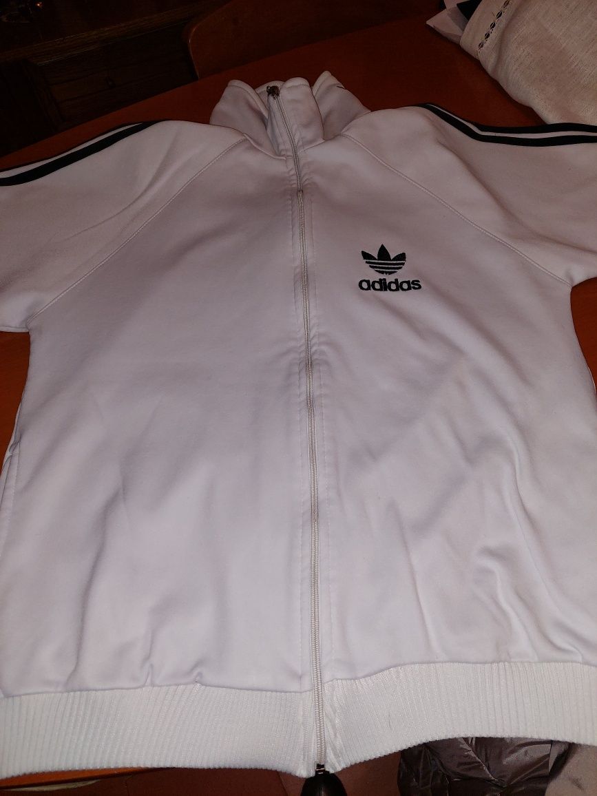 Casaco de desporto marca Adidas para homem tamanho M