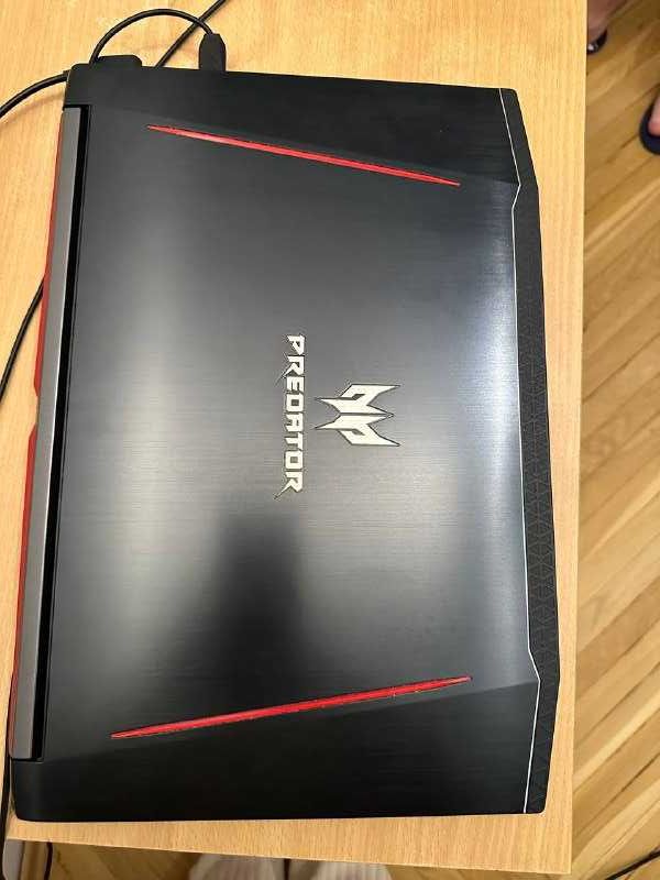Laptop Acer Predator Helios300 [i5-8300, 8gb 128ssd 1tb 1050Ti 15.6FD]