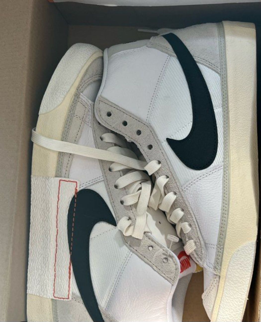 Nike blazer mid 77