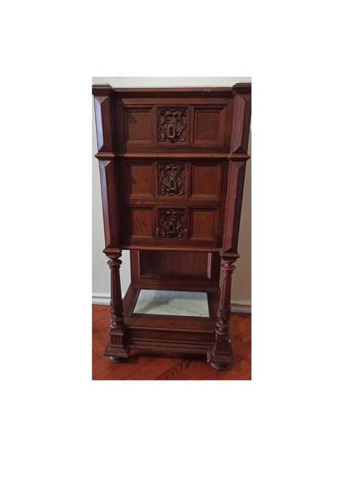 Mesa de cabeceira antiga