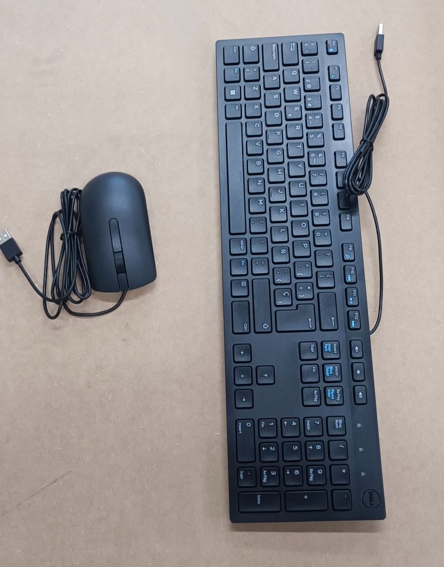 Mini PC Intel Nuc i5 + Teclado e Rato Novos!