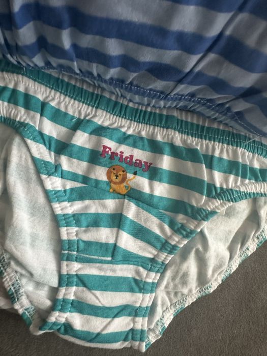 Reserved 7 sztuk Zestaw majtek dla chłopca slipy dni tygodnia