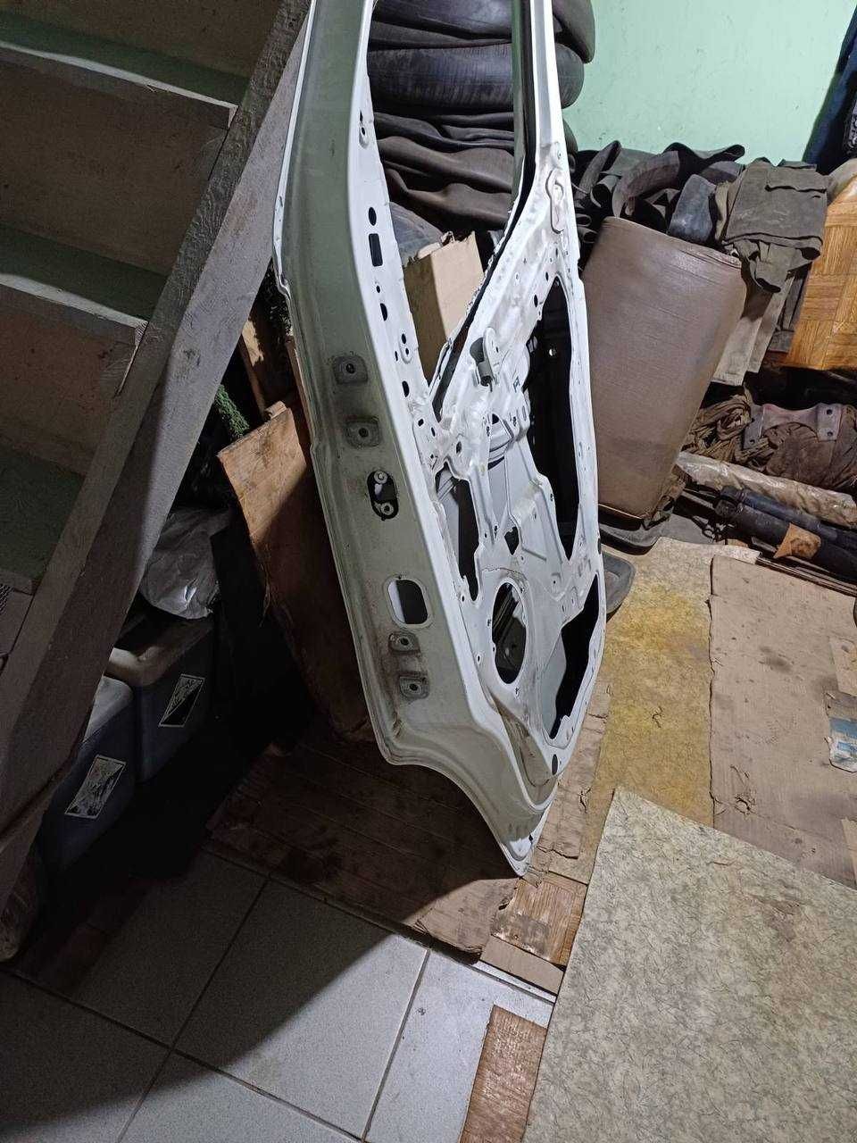 Двері Renault Master 2014 рік