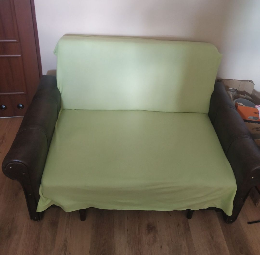 Łóżko jednoosobowe ,kanapa , sofa