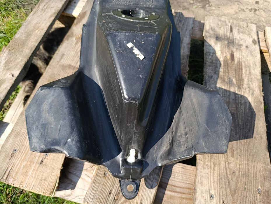 Bak Aprilia SX 125 18 – 21 r zbiornik paliwa obudowa plastik części A4