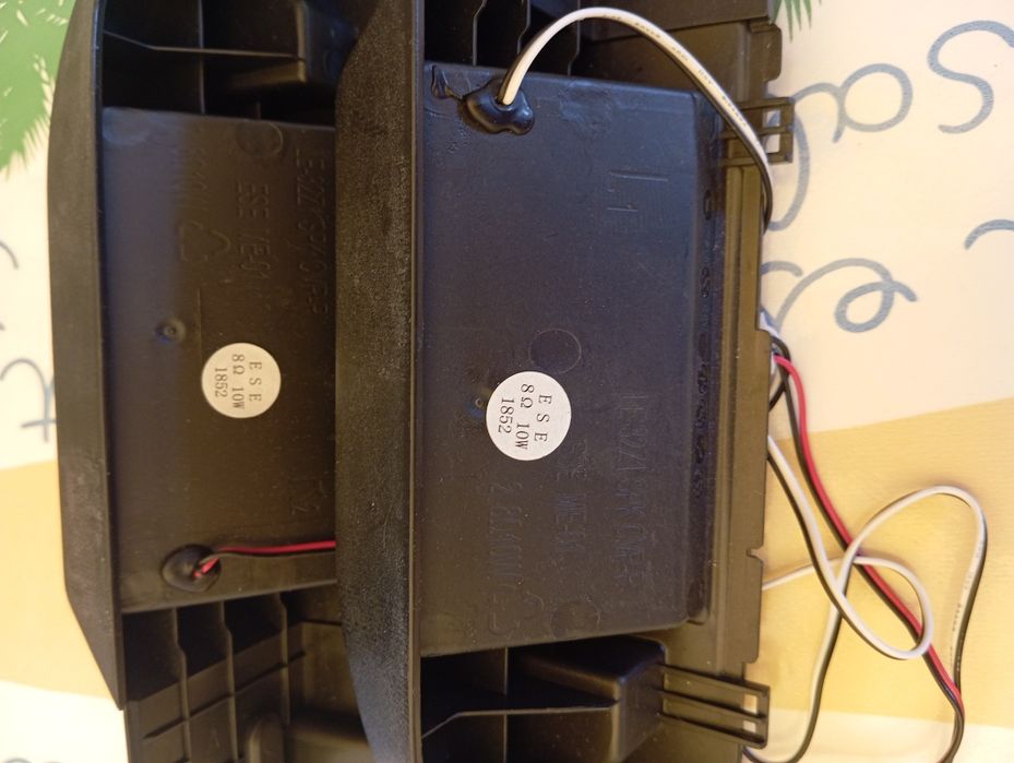 Vários componentes para televisores LG