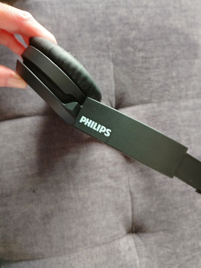 Słuchawki nauszne PHILIPS TAH4205BK Czarny