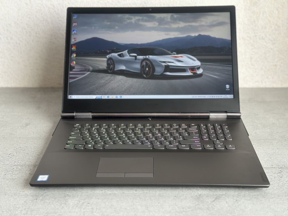 Lenovo Legion (17.3 FHD 144Hz, i7-9750H, RTX2080, 16 RAM, 1 TB SSD)