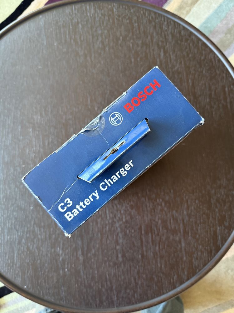 Bosch c3 зарядний пристрій