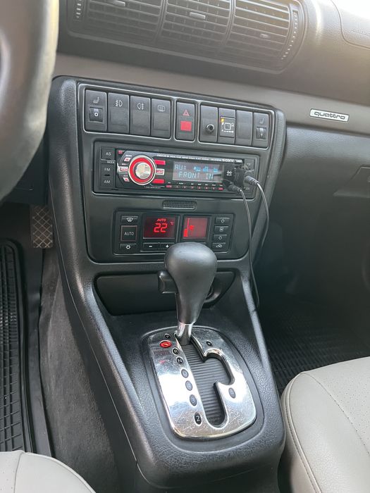 AUDI A4 1.8T газ 4