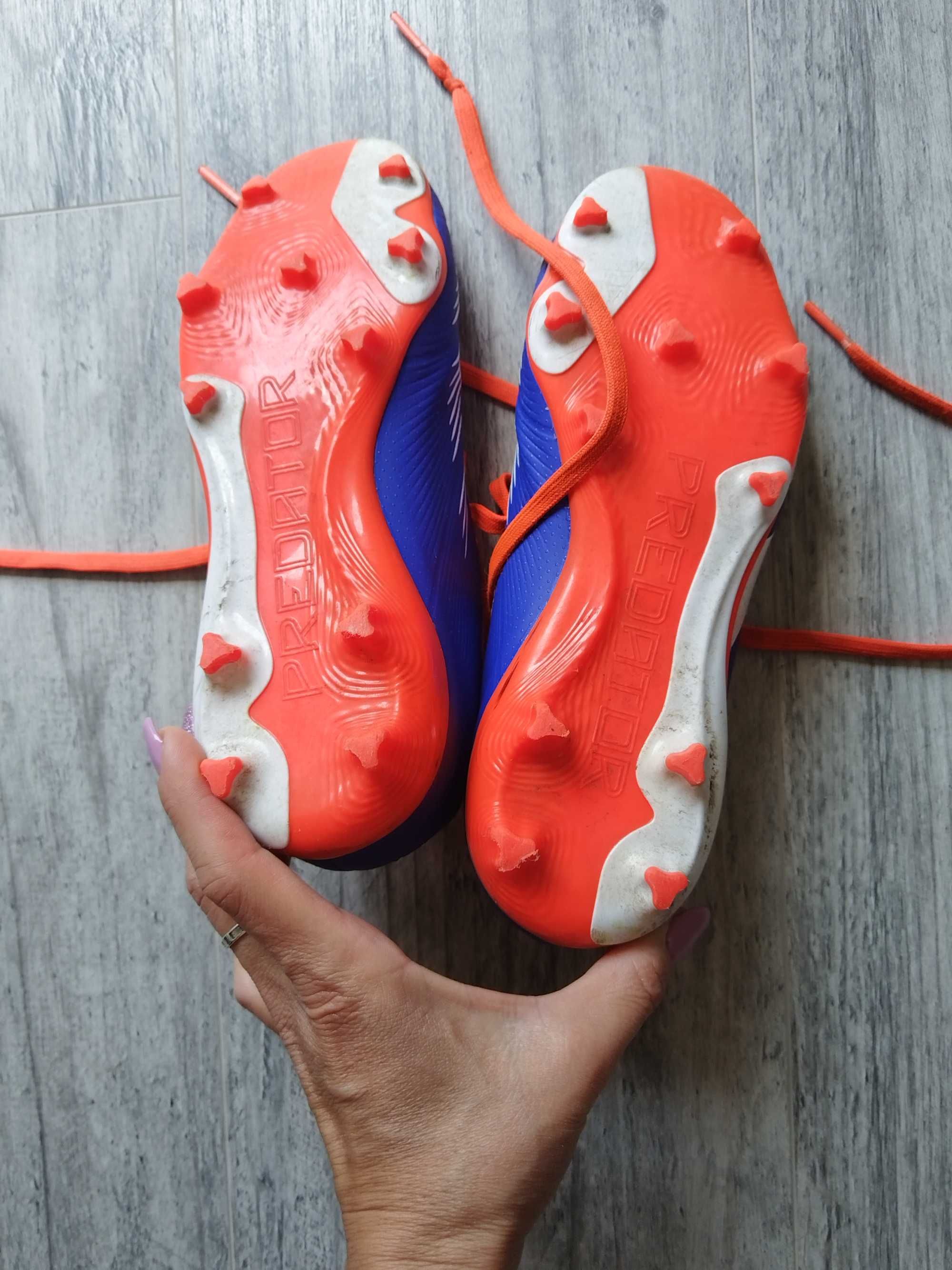 Buty piłkarskie adidas korki 34