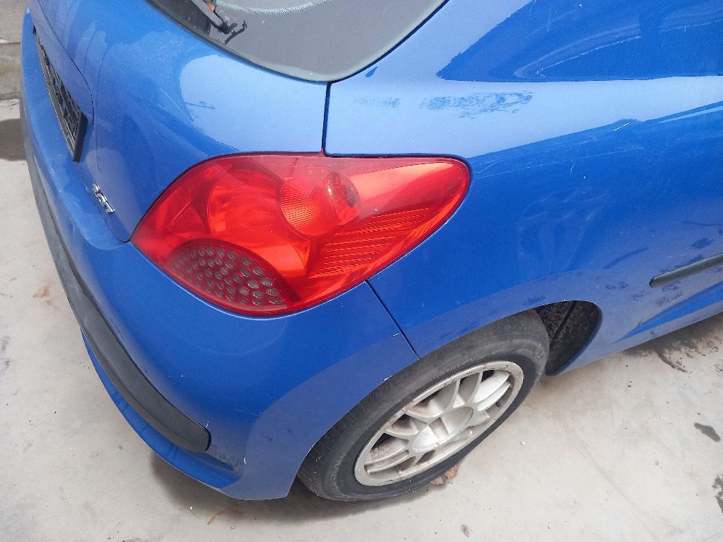 Zderzak maska błotniki pas peugeot 207