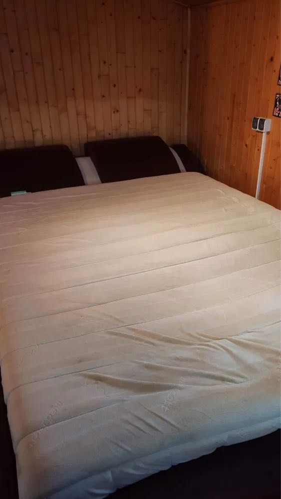Łóżko stelaż rama łoże małżeńskie tapicerowane gratis materac