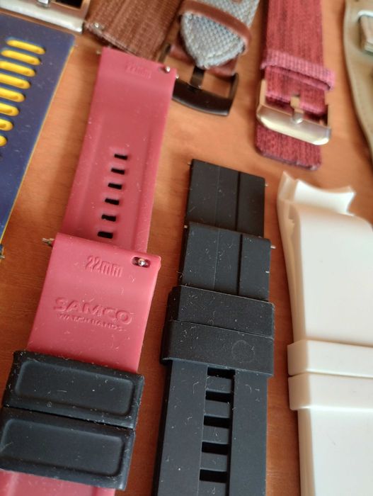 Kolekcja pasków do zegarków 22mm (24 pasków)