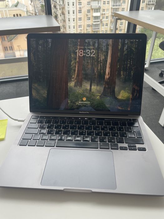 MacBook Pro 13” (2020) 8ГБ | 256 ГБ