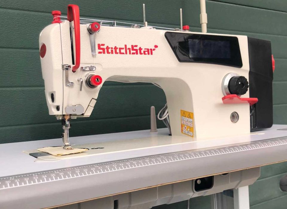 Máquina de costura industrial STITCHSTAR GT4