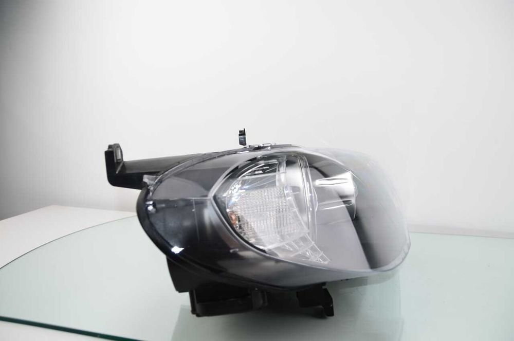 BMW X5 E70 BI XENON SKRĘTNY prawa lampa przednia